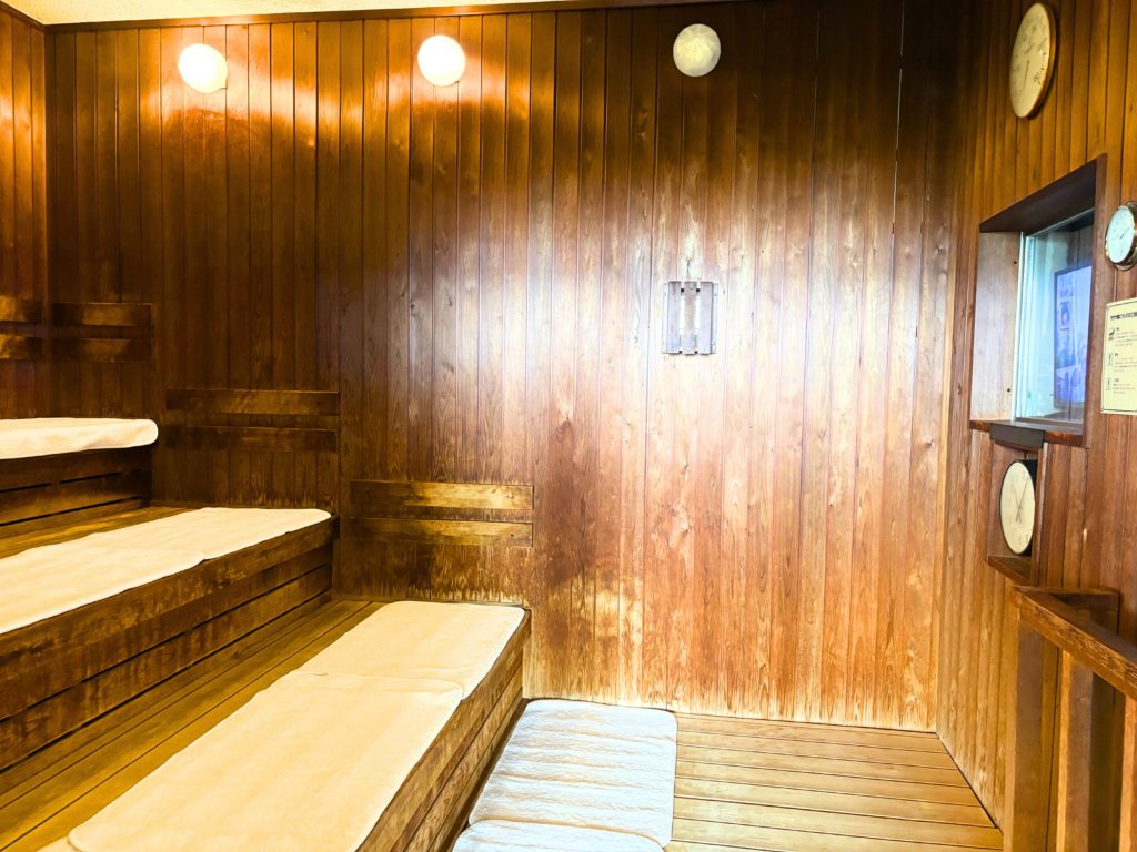 インランド・シー・リゾート・フェスタのサウナ室内の様子