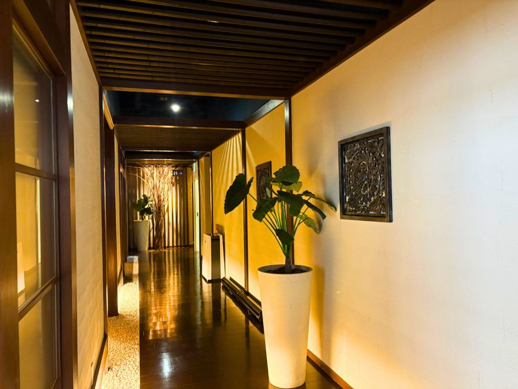 インランド・シー・リゾート・フェスタ内の廊下